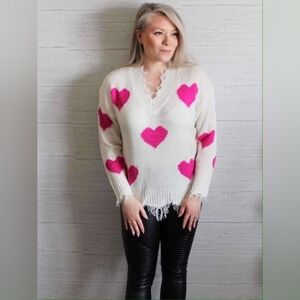 New Oak & Pearl Distressed Heart Sweater